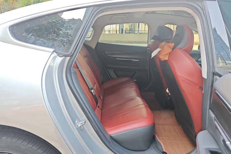 小鹏P7 2022款 670N+中控内饰7003