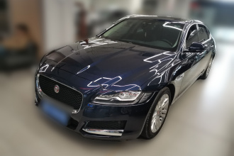 捷豹XFL 2018款 XFL 2.0T 250PS 豪华版