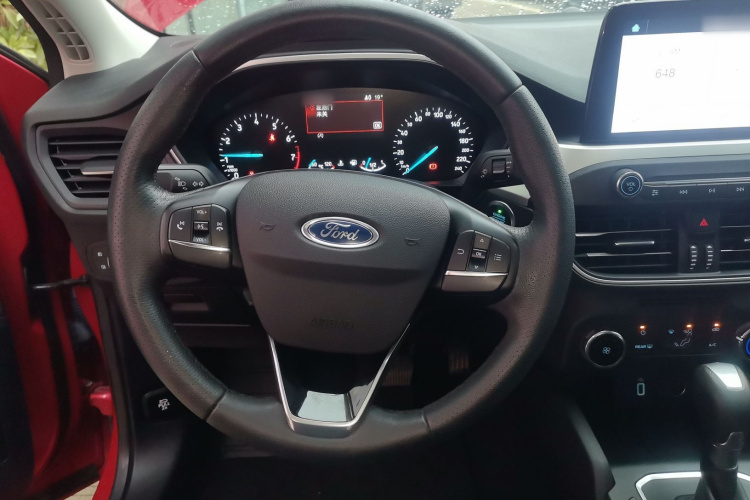 福特 福克斯 2020款 三厢 1.5L 自动锋跃型中控内饰13