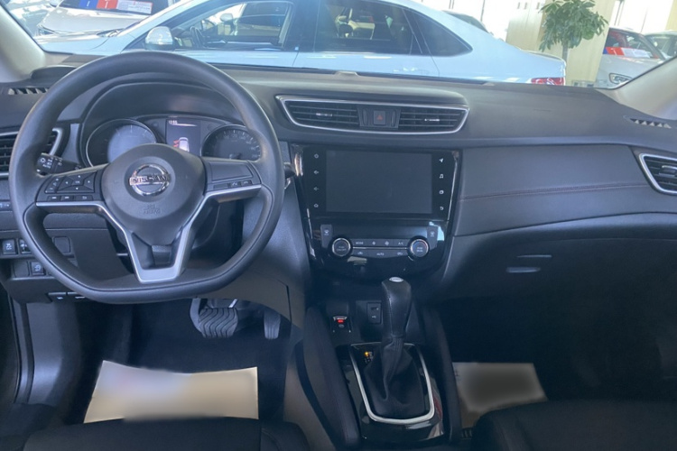 日产 逍客 2022款 2.0L CVT XV智享版中控内饰7001