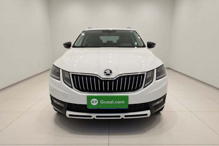 斯柯达 明锐 2019款 旅行车 TSI280 DSG豪华版 国VI车身外观2