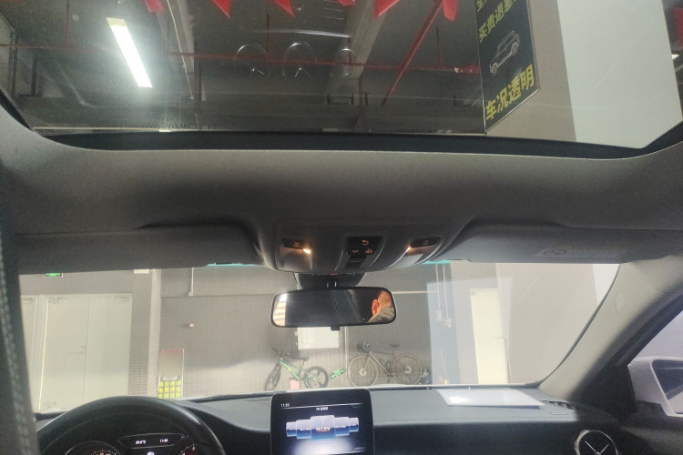 奔驰GLA 2018款 GLA 200 时尚型局部细节22