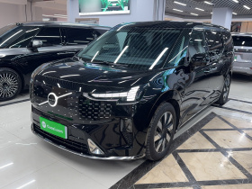 沃尔沃EM90 2025款 Ultra 六座