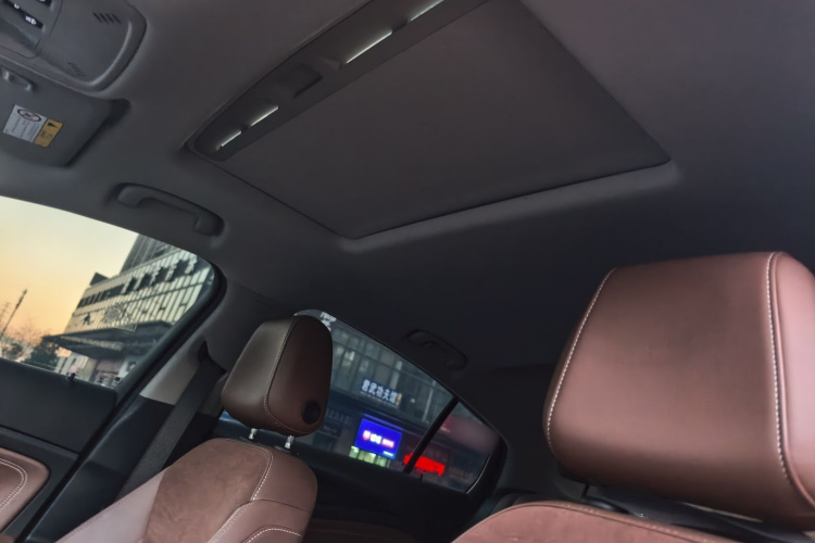 别克 君威 2020款 552T 豪华型局部细节22