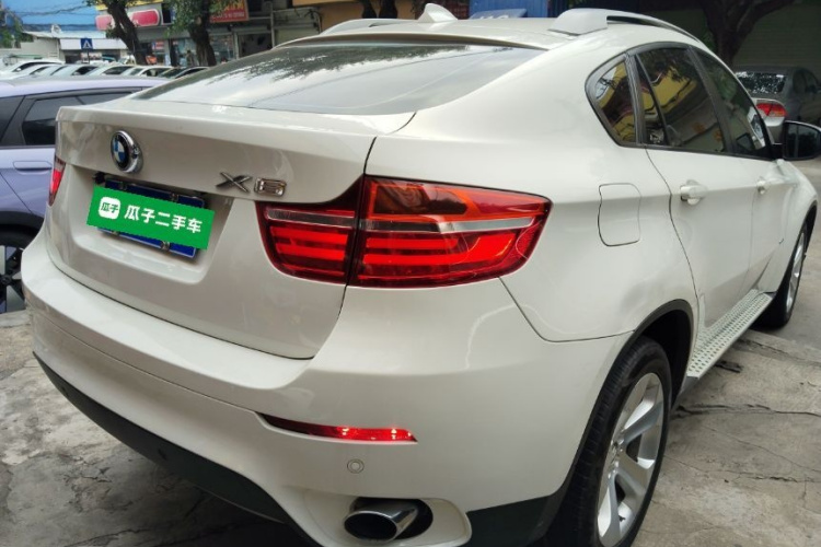 宝马X6 2014款 xDrive35i 运动型车身外观7