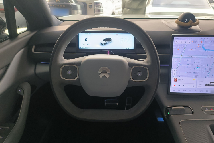 蔚来ES8 2023款 75kWh中控内饰13