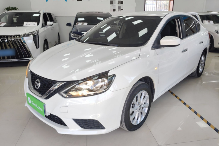 日产 轩逸 2024款 经典 1.6XE CVT舒适版车身外观1