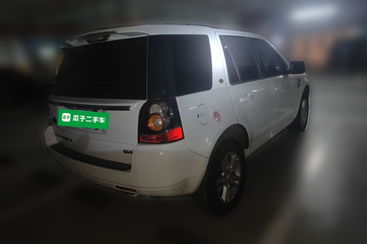 路虎 神行者2 2014款 2.0T Si4 SE汽油版车身外观6005