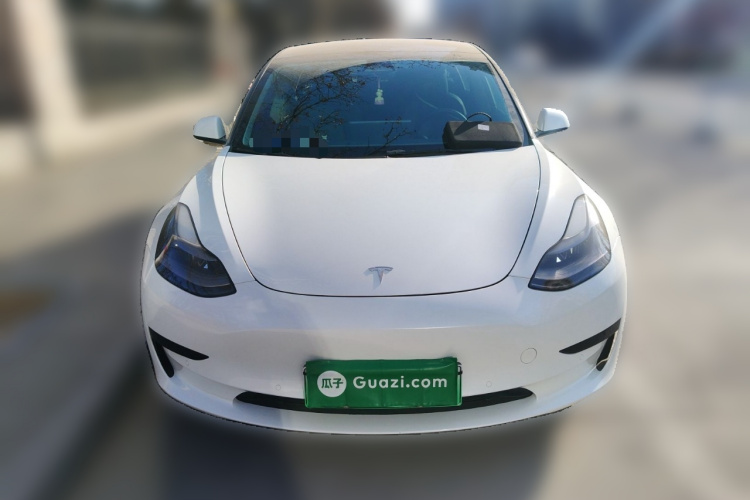 特斯拉 Model 3 2022款 后轮驱动版车身外观2