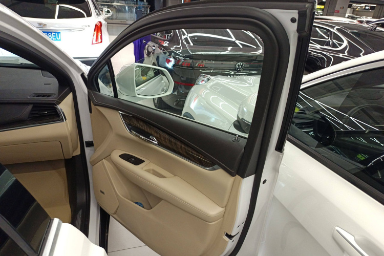 凯迪拉克XT5 2018款 25T 豪华型中控内饰7005