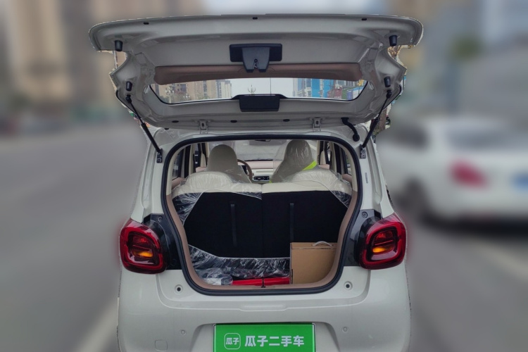 五菱汽车 宏光MINIEV 2025款 四门版 进阶款中控内饰23