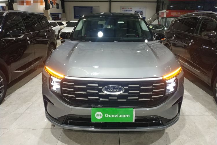 福特 2025款 锐界L 2.0T EcoBoost E混动四驱七座至尊型车身外观2