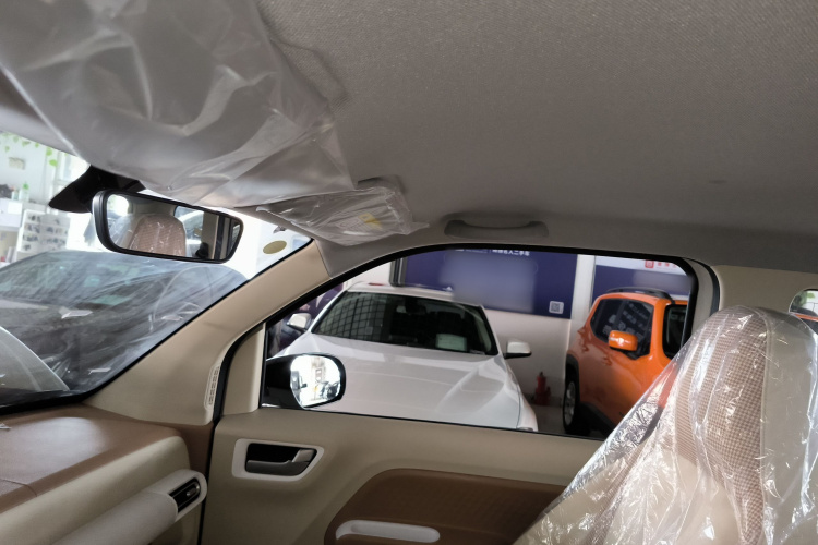 五菱汽车 宏光MINIEV 2024款 第三代 215km 青春版中控内饰22