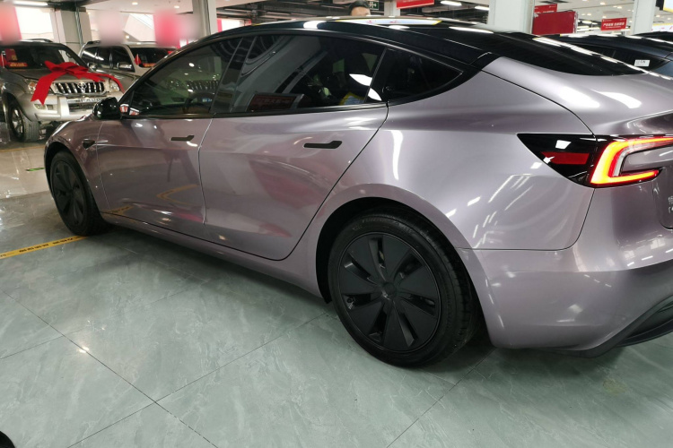 特斯拉 Model 3 2025款 后轮驱动版车身外观6003
