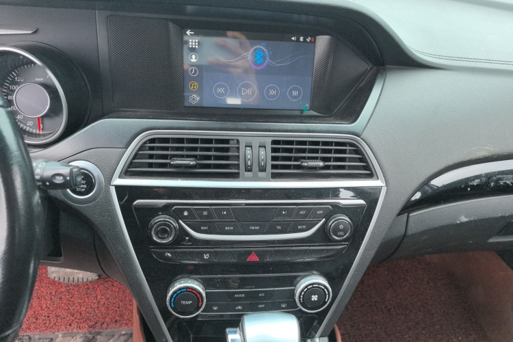 猎豹汽车 猎豹CS10 2017款 2.0T 自动豪华型局部细节16