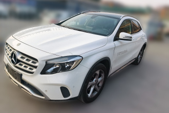 奔驰GLA 2019款 GLA 200 动感型