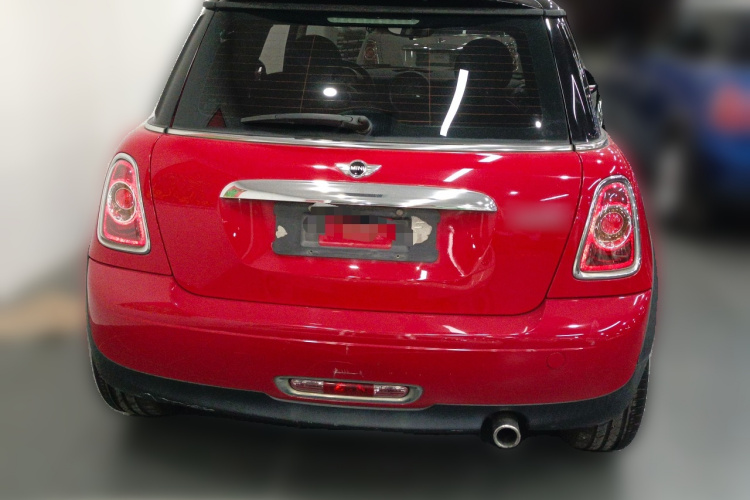 MINI 2011款 1.6L COOPER Fun车身外观6
