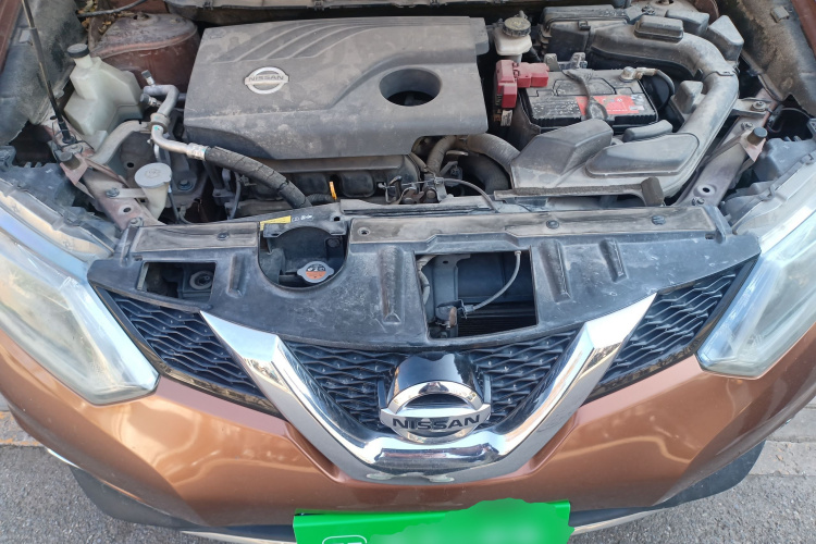 日产 奇骏 2015款 2.0L CVT舒适MAX版 2WD局部细节24