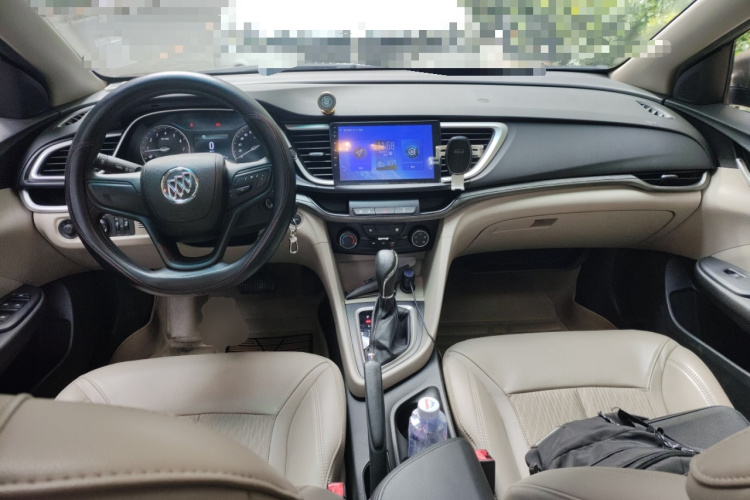 别克 英朗 2016款 15N 自动精英型中控内饰12