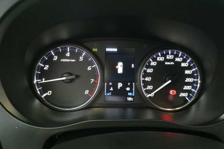 三菱 欧蓝德 2019款 2.4L 四驱致享版 5座 国VI局部细节14