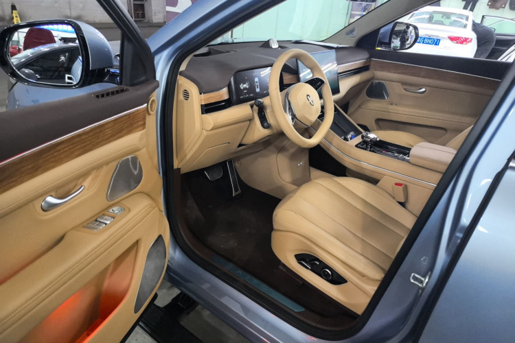 鸿蒙智行 问界M7 2024款 1.5T 四驱Plus版 5座中控内饰7002