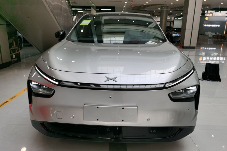 小鹏G7 2025款 702 超长续航 Max车身外观6001