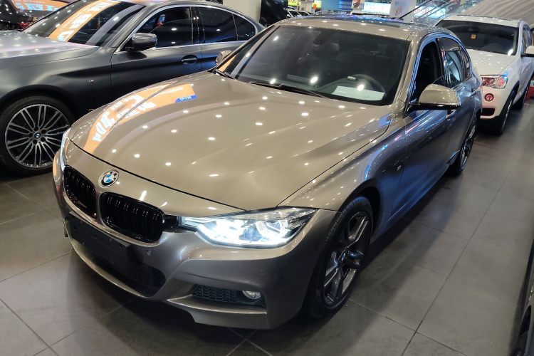 宝马3系 2018款 320i M运动套装车身外观6003