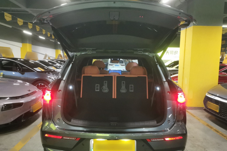 比亚迪 唐L 2025款 DM 200KM四驱激光雷达旗舰型局部细节23