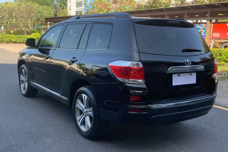 丰田 汉兰达 2012款 2.7L 两驱7座豪华版车身外观6002