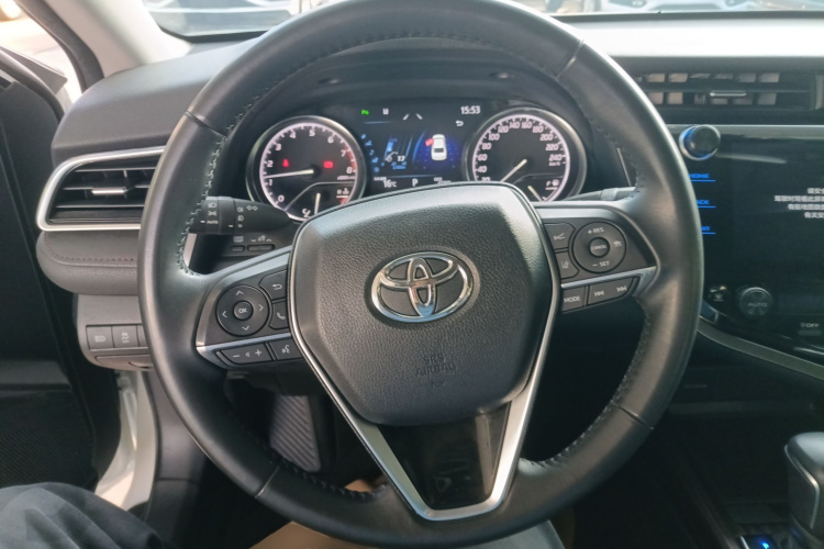 丰田 凯美瑞 2019款 2.0G 豪华版 国VI中控内饰13