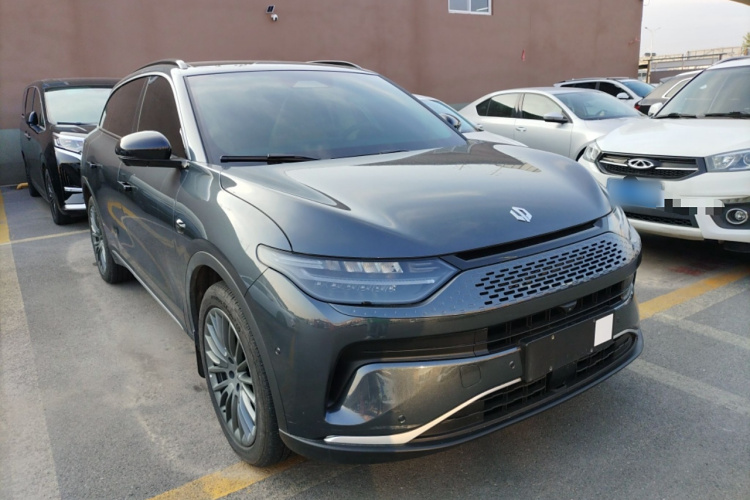 零跑汽车 零跑C11 2024款 增程 300尊享版车身外观3