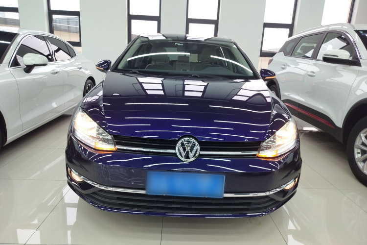大众 高尔夫 2018款 180TSI 自动舒适型车身外观2
