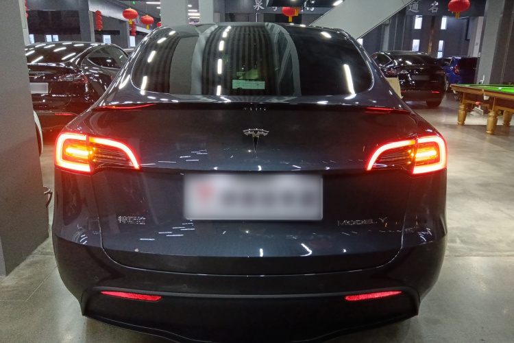 特斯拉 Model Y 2022款 改款 后轮驱动版车身外观6004