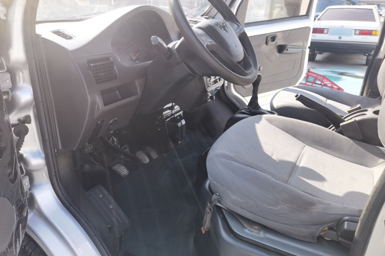 五菱汽车 五菱荣光 2021款 1.5L加长基本型L3C局部细节19