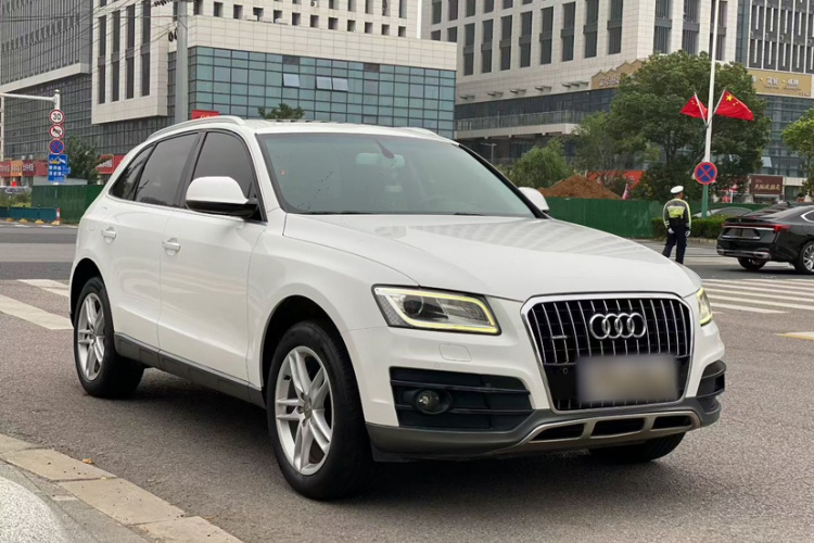 奥迪Q5 2017款 Plus 40 TFSI 技术型车身外观6005