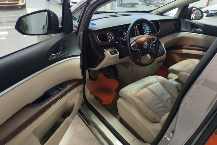 别克GL8 2018款 28T 豪华型 国VI中控内饰20