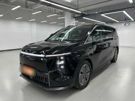 上汽大通MAXUS 大家7 2024款 超混 长续航版 旗舰版