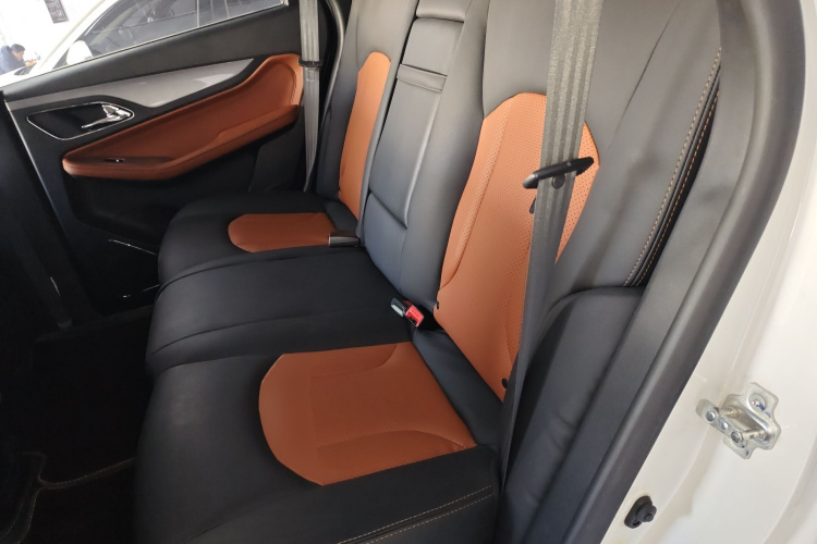 宝骏560 2016款 1.8L iAMT精英型中控内饰7004