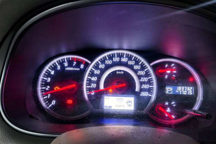 日产 天籁 2011款 2.5L XL领先版局部细节14