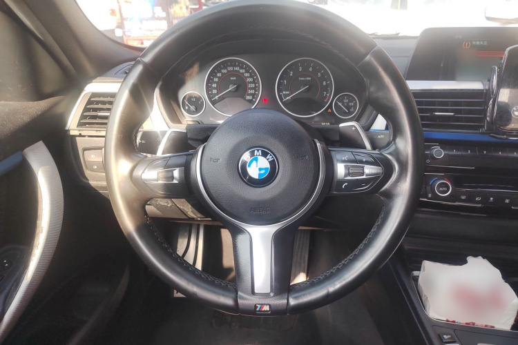 宝马3系 2018款 320i M运动套装局部细节13