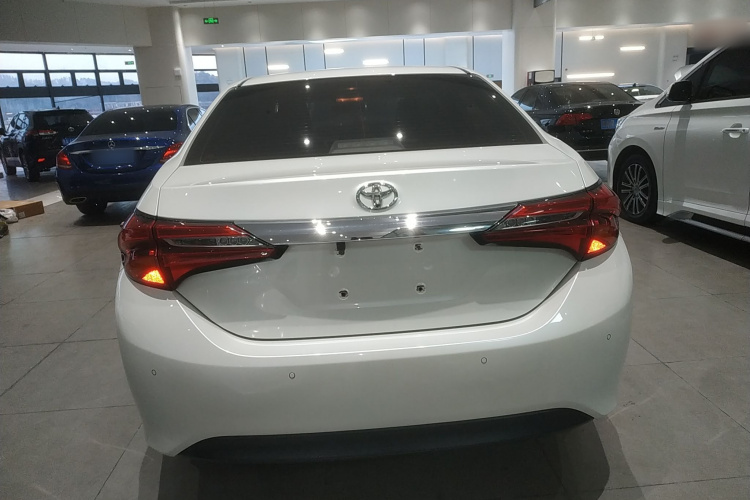 丰田 雷凌 2017款 改款 185T CVT精英版 国V车身外观6004