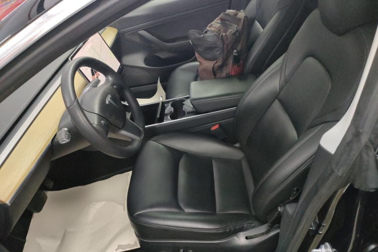 特斯拉 Model 3 2020款 改款 长续航后轮驱动版中控内饰19