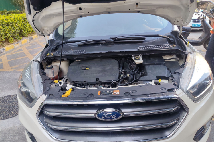 福特 翼虎 2019款 EcoBoost 180 两驱铂翼型 国VI局部细节24