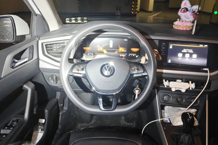 大众 Polo 2022款 Plus 1.5L 自动纵情乐活版中控内饰13