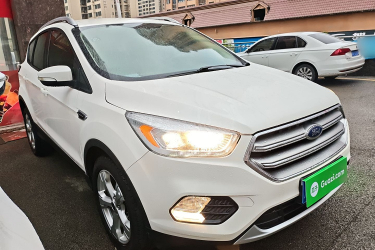 福特 翼虎 2017款 EcoBoost 180 两驱精翼型车身外观3