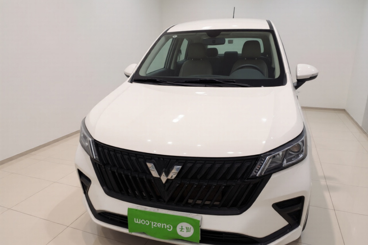 五菱汽车 五菱佳辰 2022款 1.5L 手动乐享精英型车身外观2