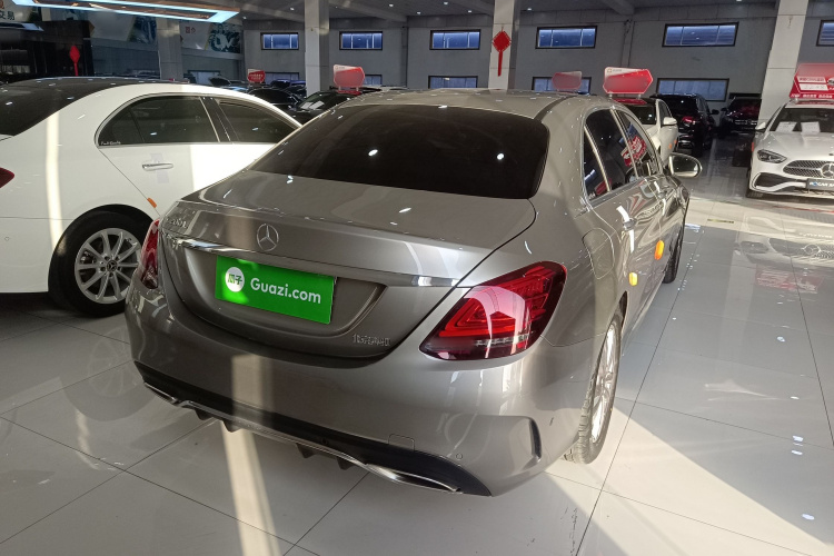 奔驰C级 2020款 C 200 L 时尚型运动版车身外观7