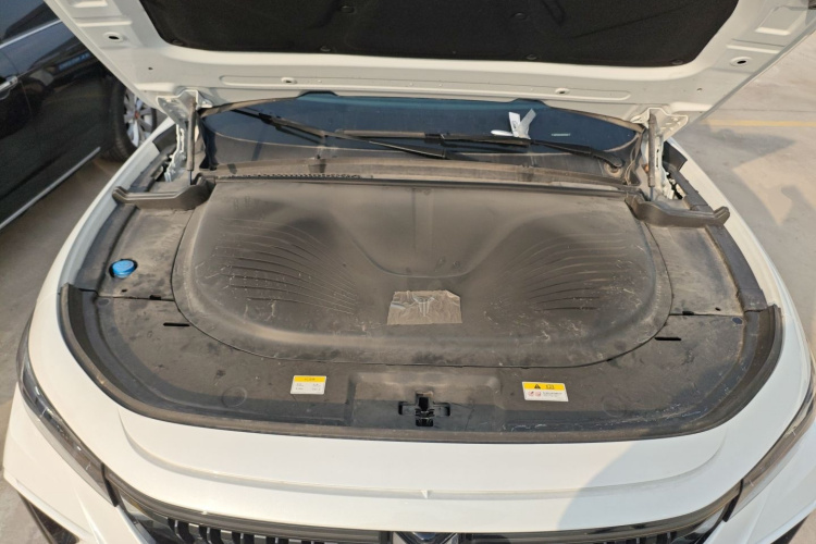 岚图汽车 岚图FREE 2025款 318 318km 后驱环游版局部细节24