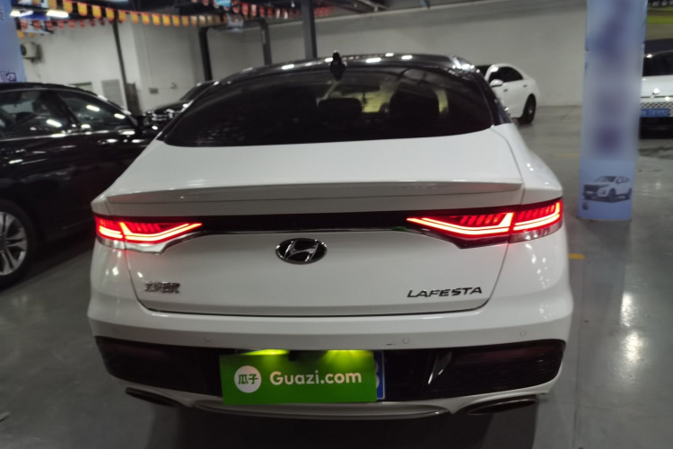 现代 菲斯塔 2019款 280TGDi 智速版 国VI车身外观6004