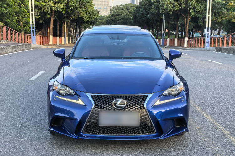 雷克萨斯IS 2015款 200t F SPORT车身外观6003